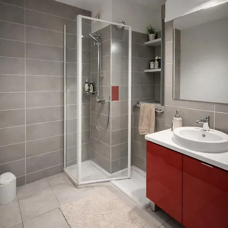 5-minute Airport & Airbus * Blagnac